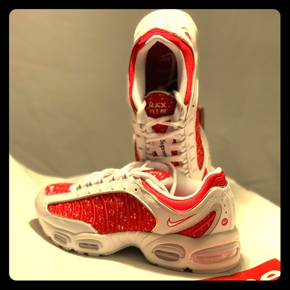 Supreme Other - Supreme x Nike Air Max Tailwind IV